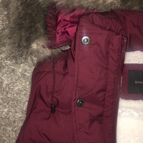 Maroon Vest! - Picture 2 of 7